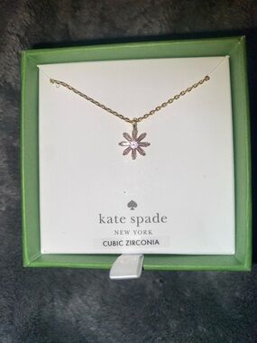 BNIB Kate Spade New York Gold-Tone Pink Cubic Zirconia Starburst Necklace
